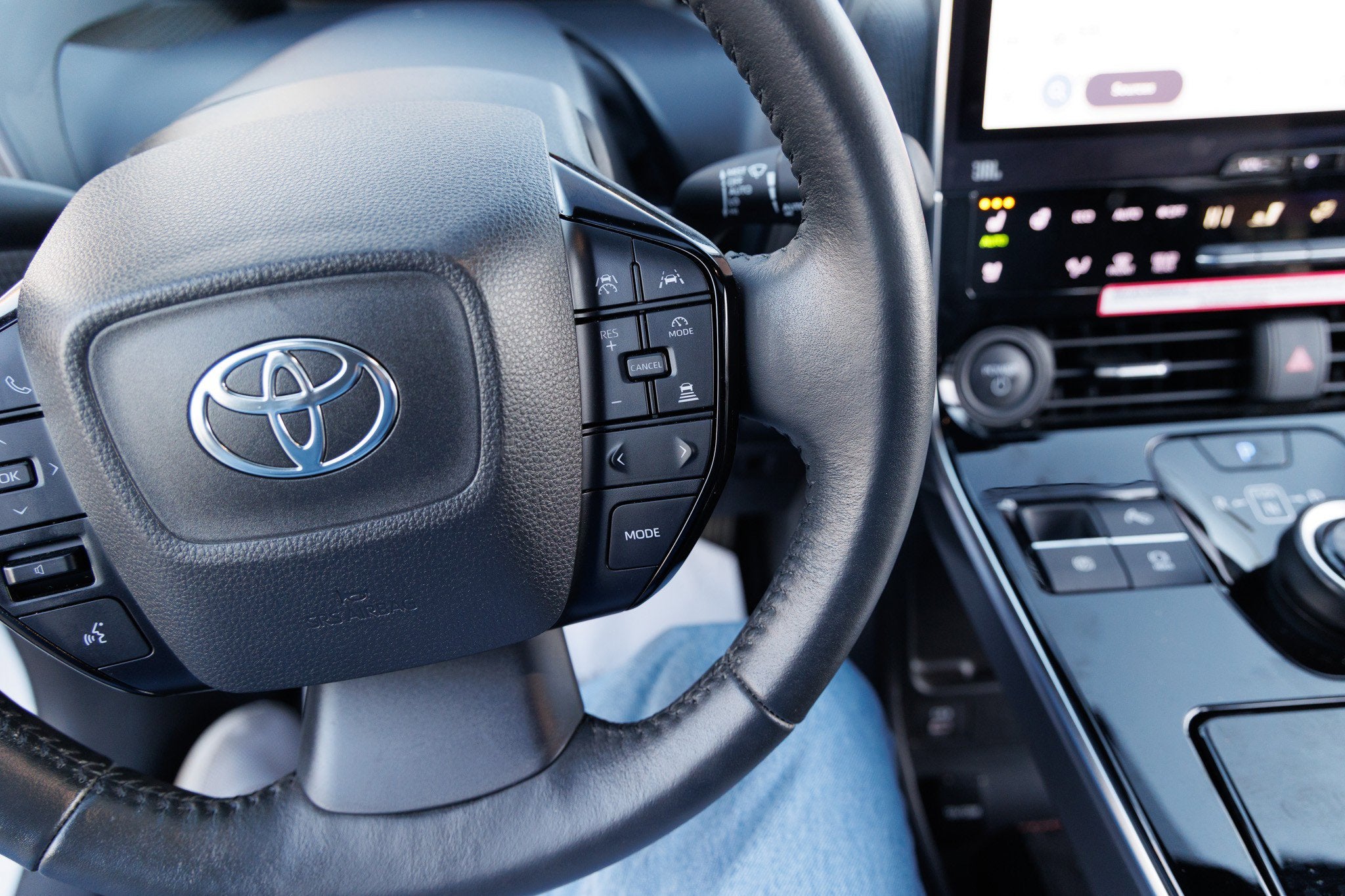 2023 Toyota bZ4X Limited