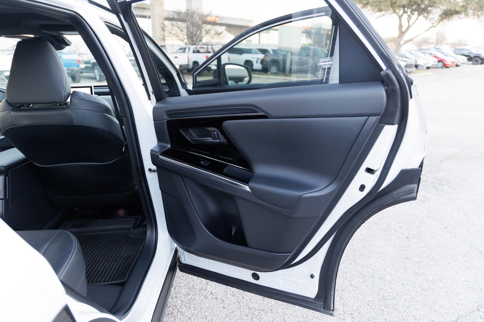 2023 Toyota bZ4X Limited