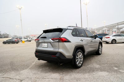 2021 Toyota RAV4 XLE Premium