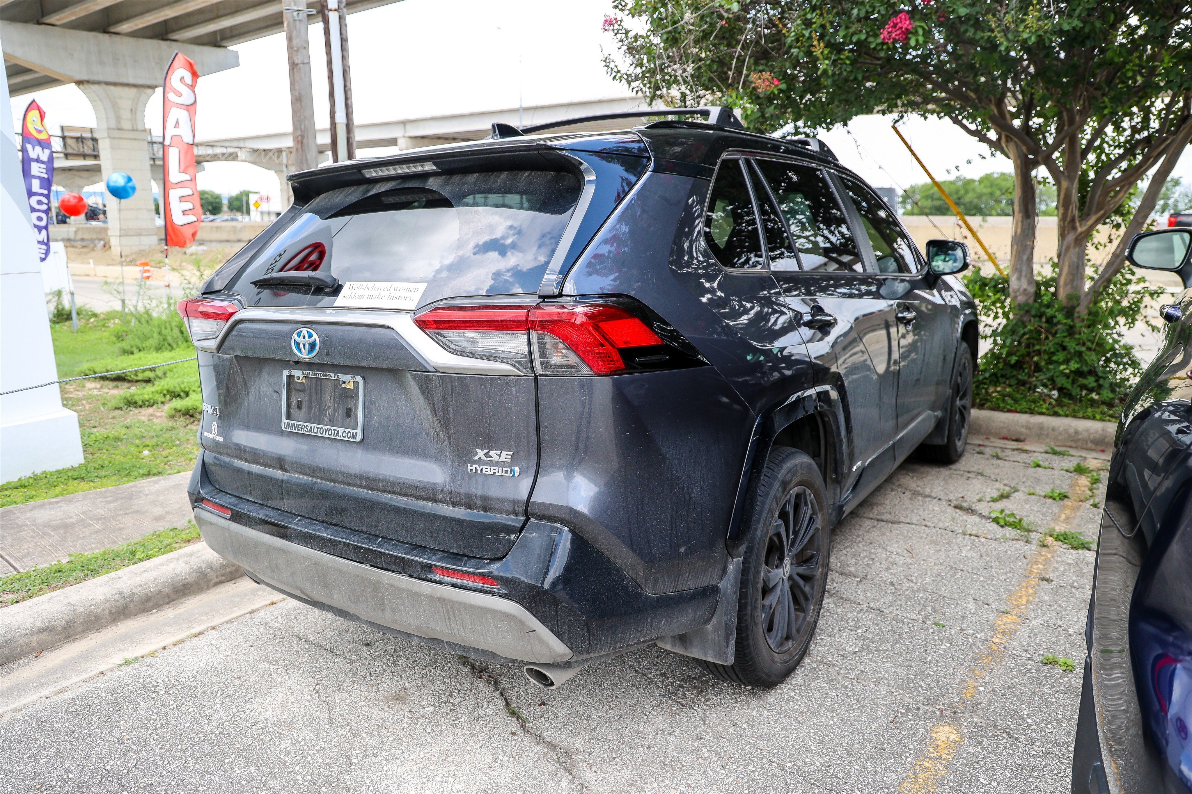 2023 Toyota RAV4 Hybrid Hybrid XSE
