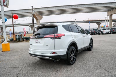 2018 Toyota RAV4 SE