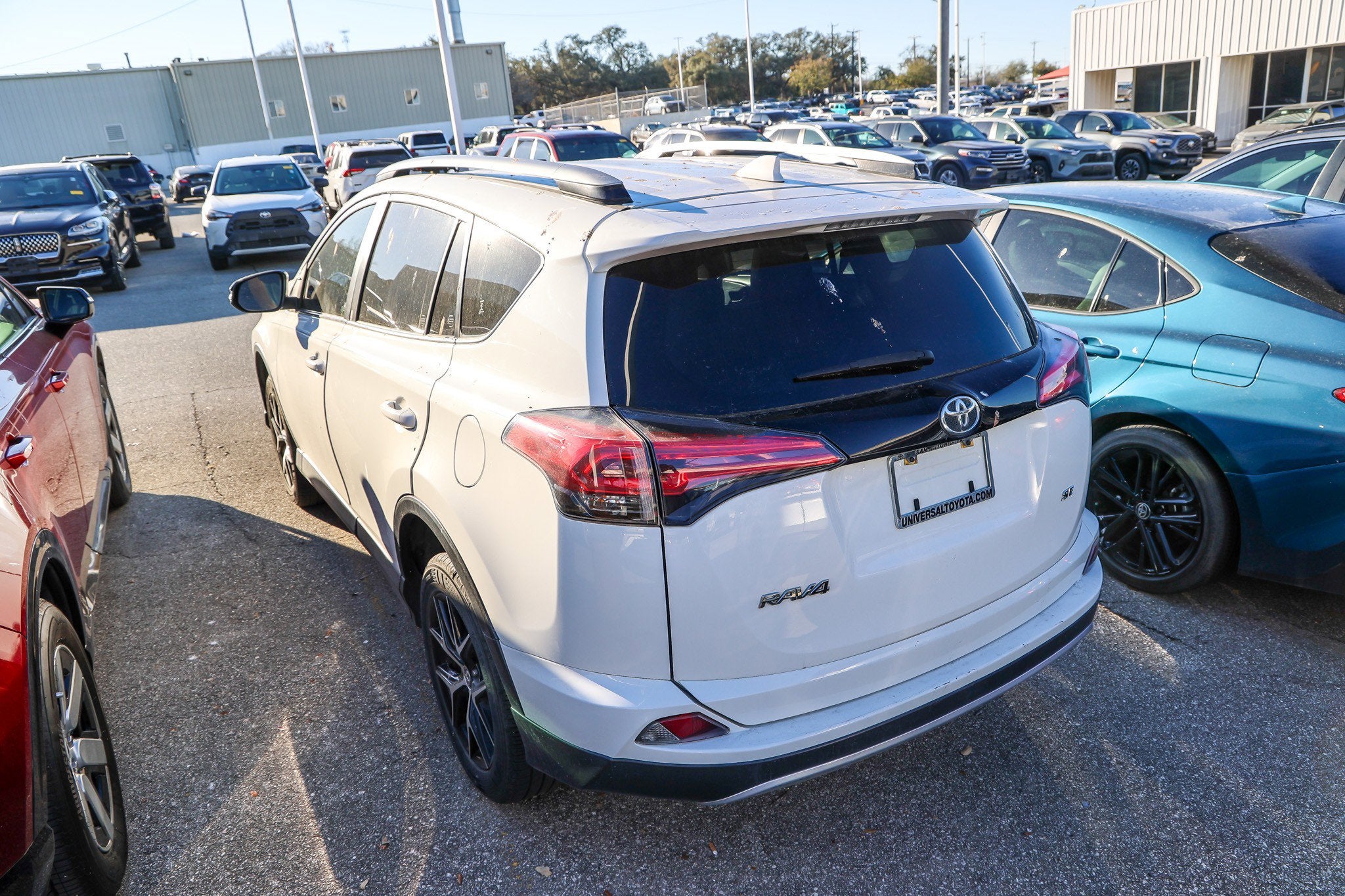 2018 Toyota RAV4 SE