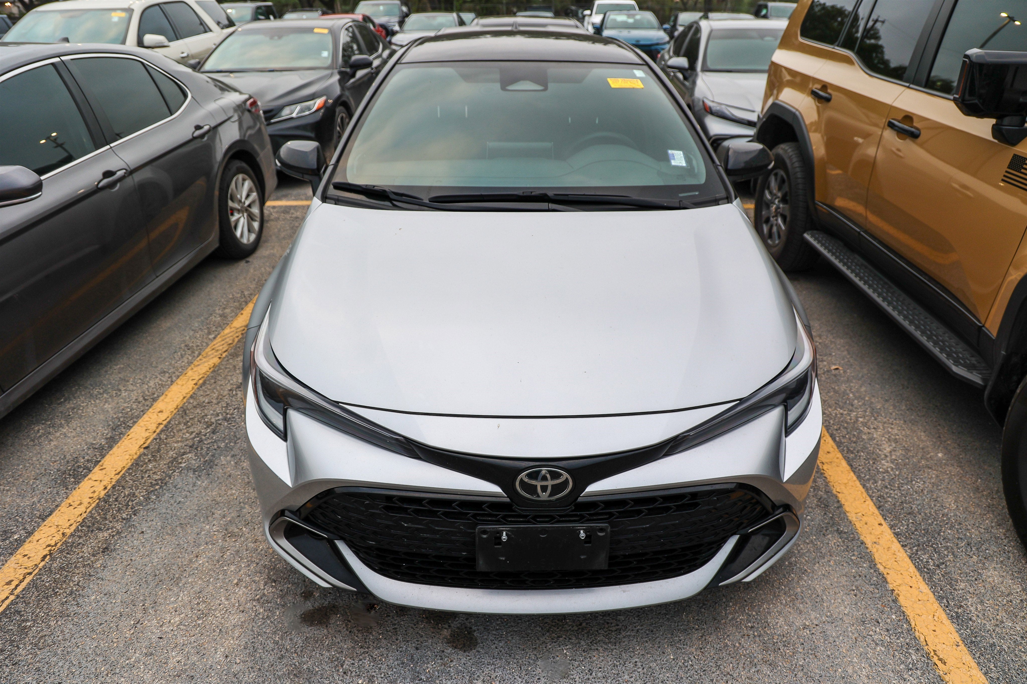 2025 Toyota COROLLA HATCHBACK XSE