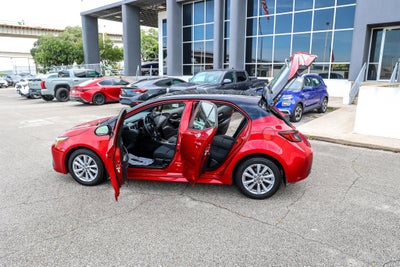 2024 Toyota COROLLA HATCHBACK SE