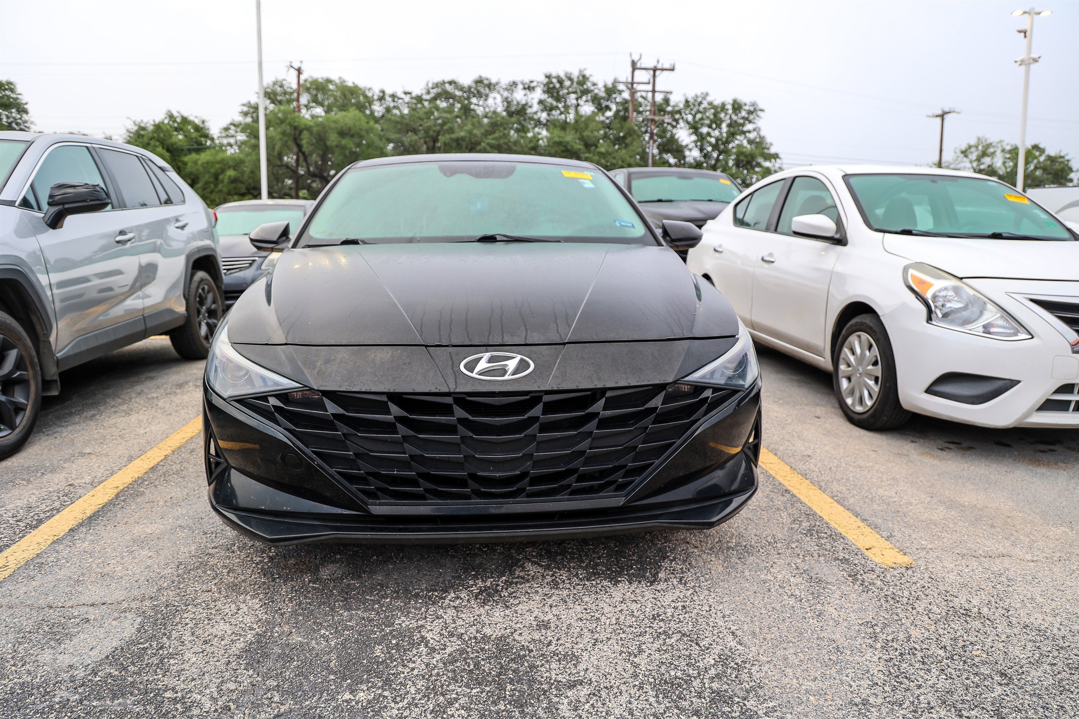 2023 Hyundai Elantra Blue