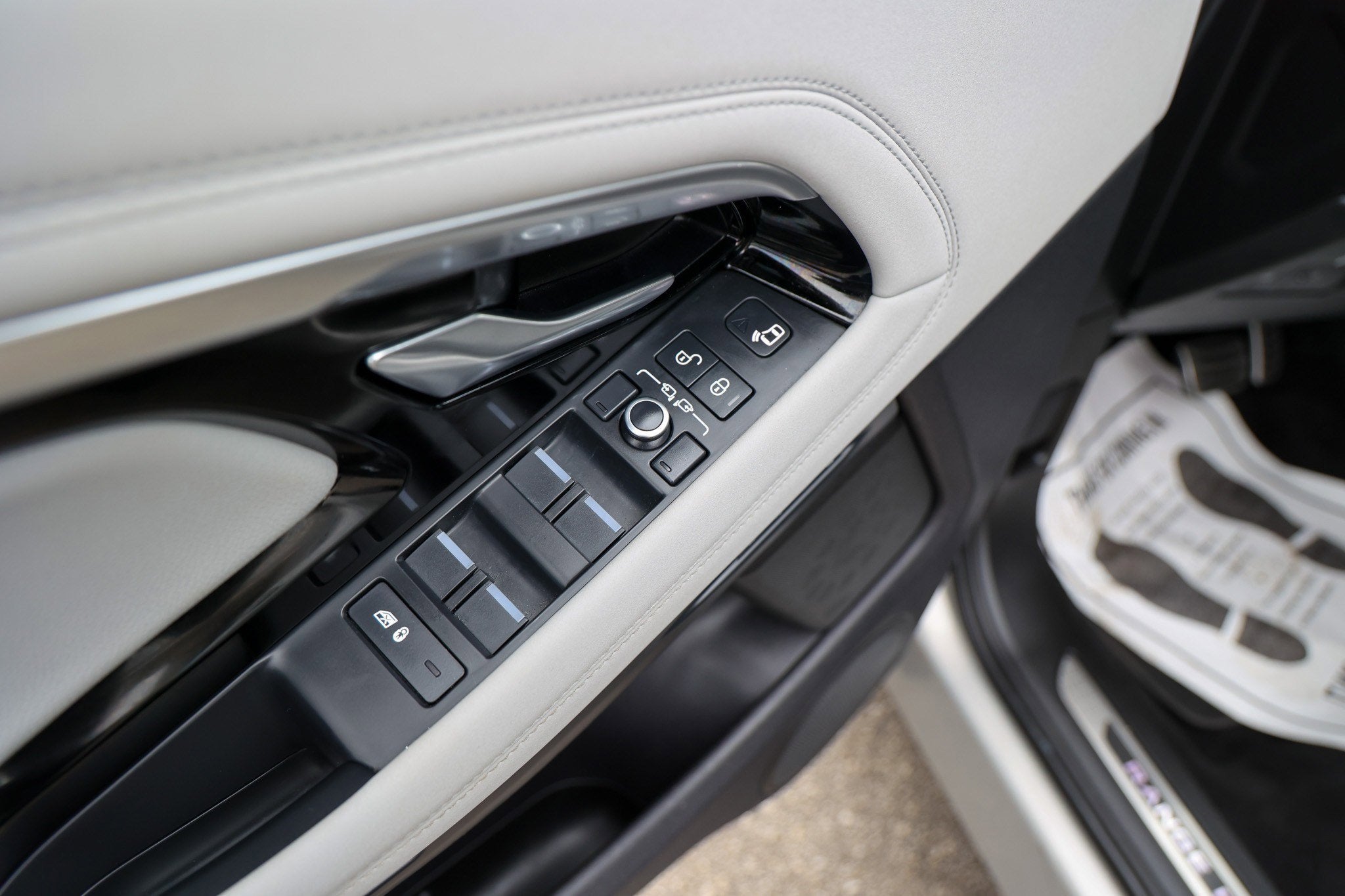 2020 Land Rover Range Rover Evoque First Edition