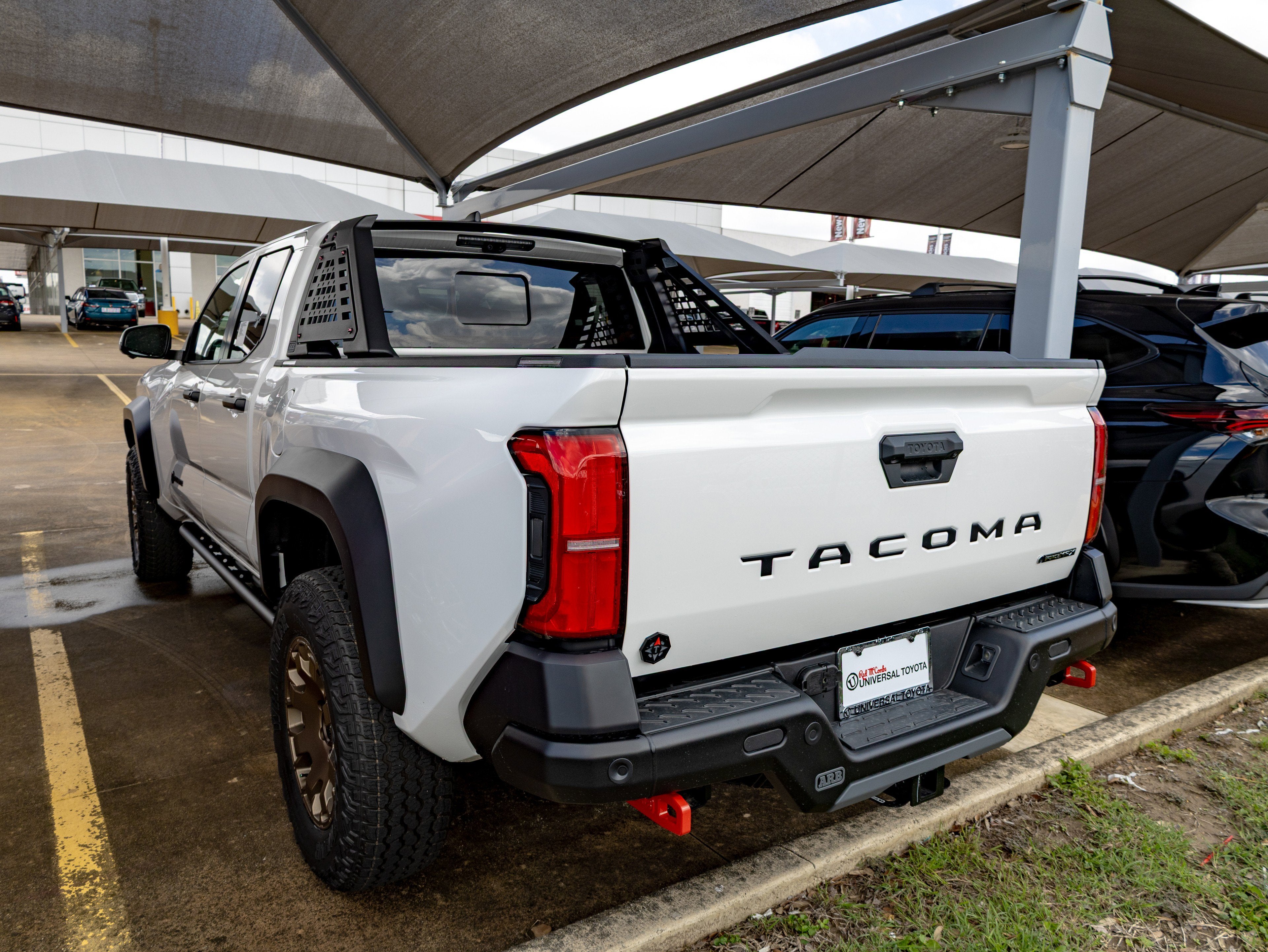 2026 Toyota Tacoma i-FORCE MAX Tacoma Trailhunter