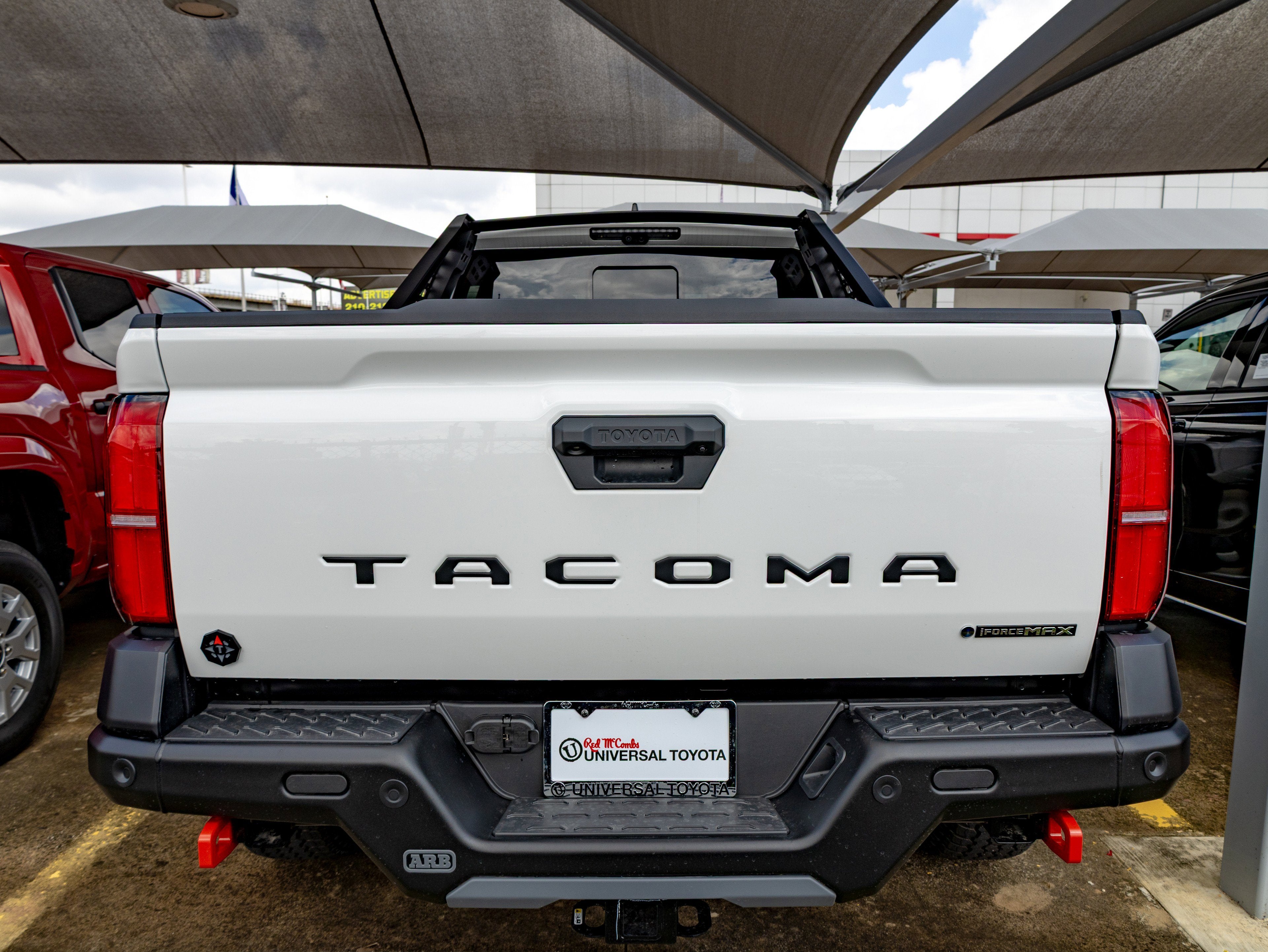 2026 Toyota Tacoma i-FORCE MAX Tacoma Trailhunter