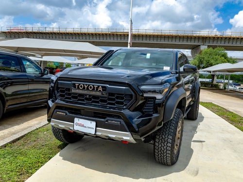 2026 Toyota Tacoma i-FORCE MAX Tacoma Trailhunter