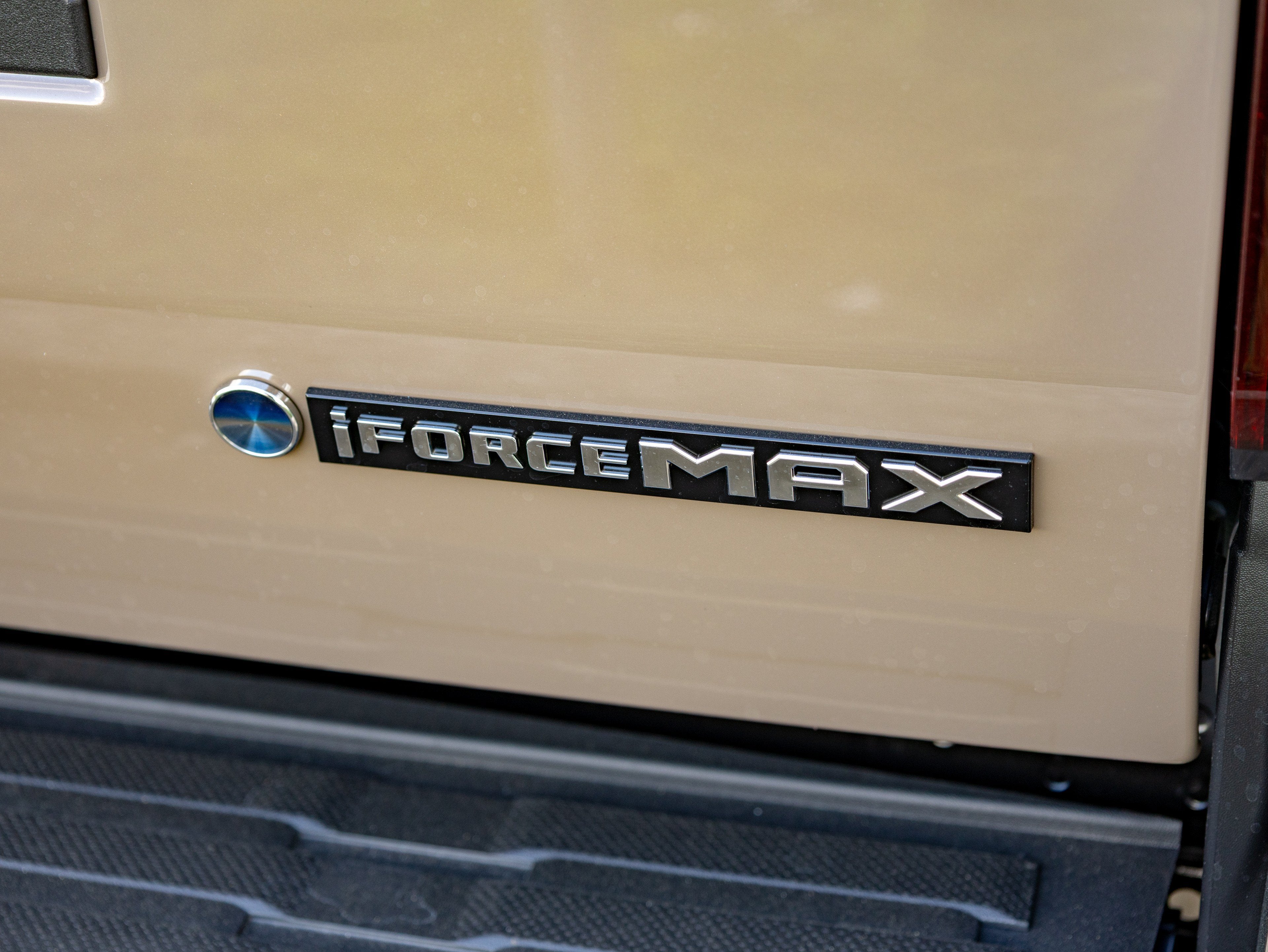 2026 Toyota Tacoma i-FORCE MAX Tacoma TRD Off-Road