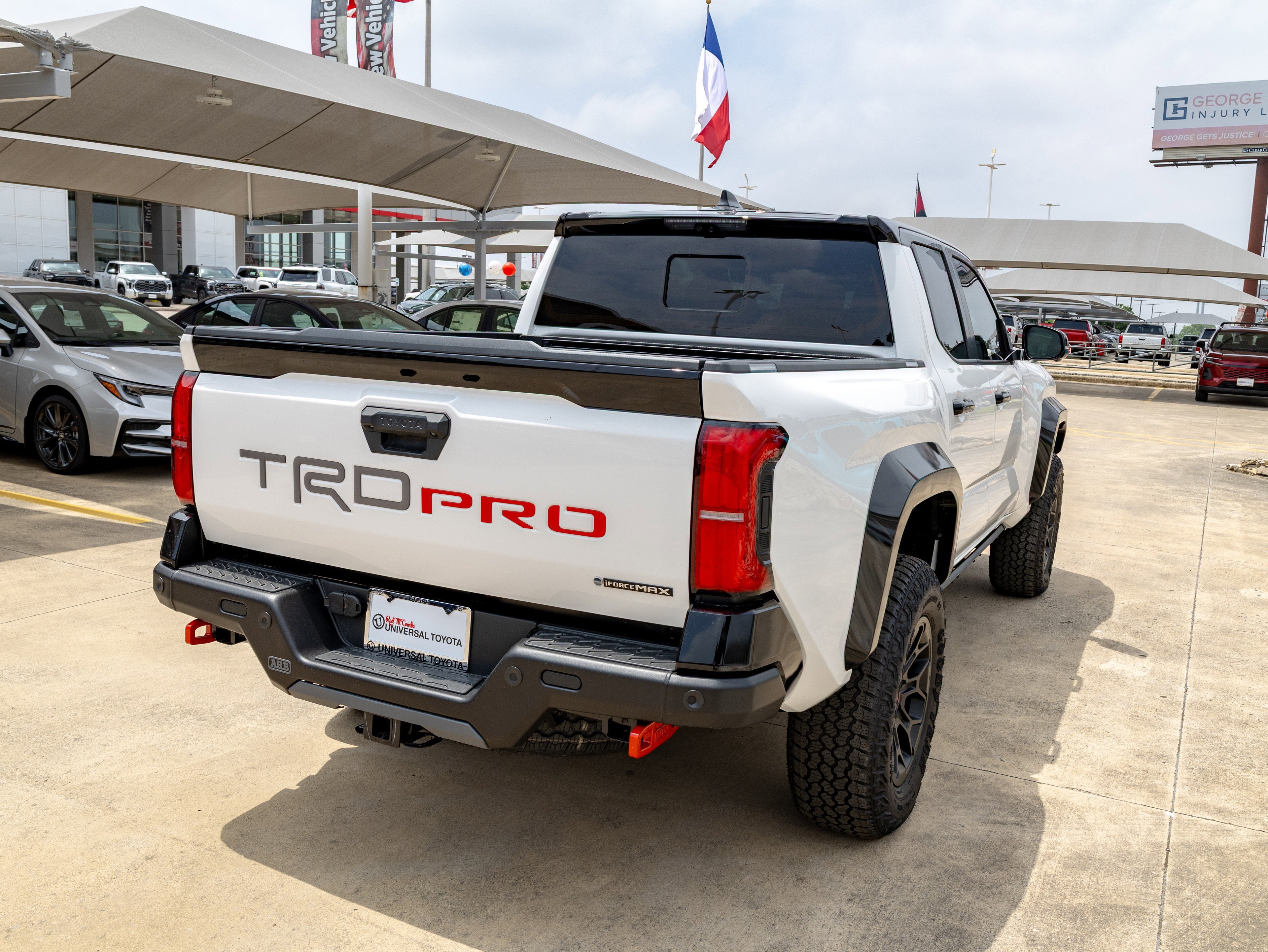2026 Toyota Tacoma i-FORCE MAX Tacoma TRD Pro