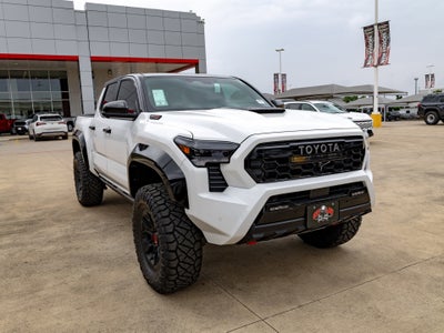 2026 Toyota Tacoma i-FORCE MAX Tacoma TRD Pro