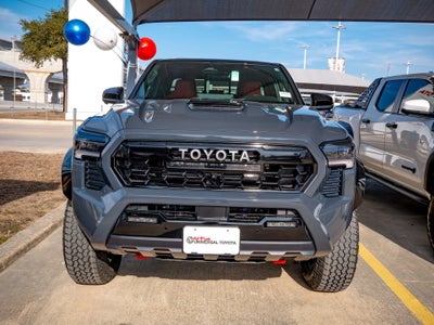 2026 Toyota Tacoma i-FORCE MAX Tacoma TRD Pro