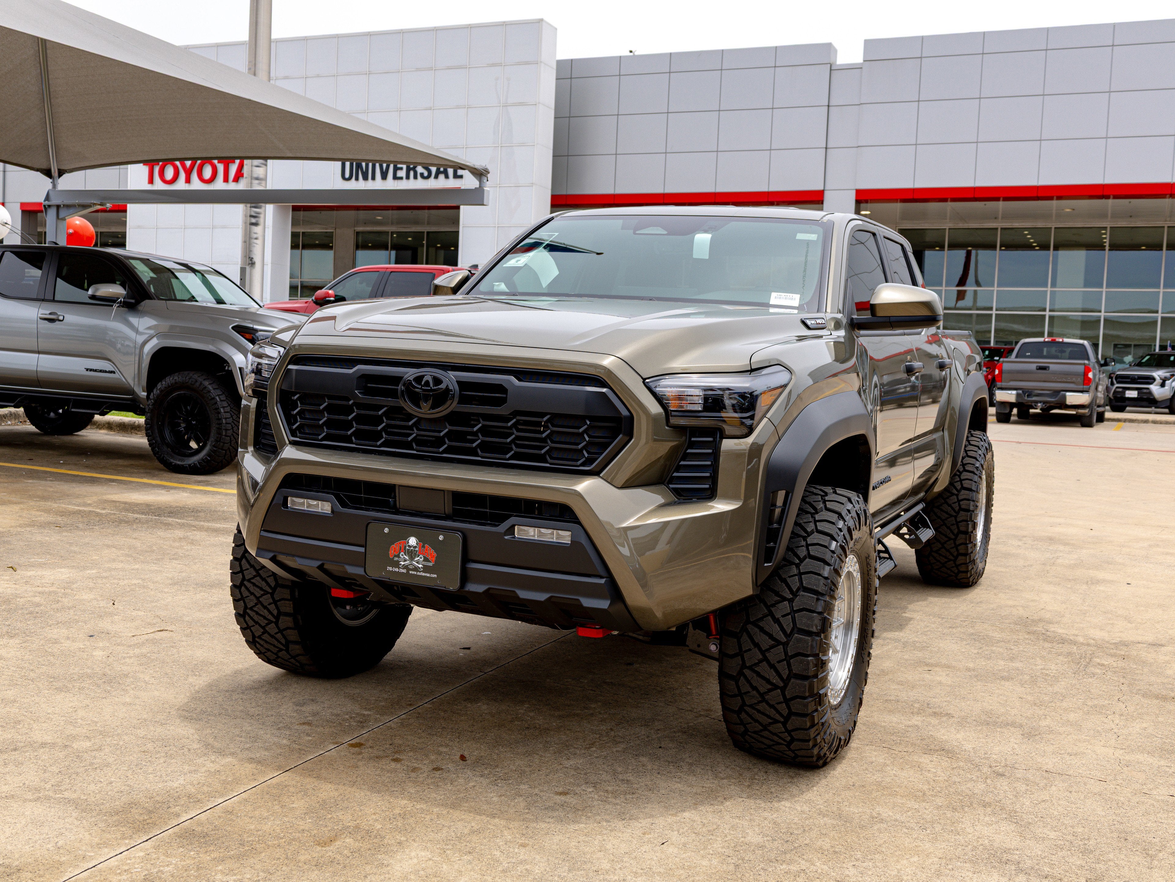 2026 Toyota Tacoma i-FORCE MAX Tacoma TRD Off-Road
