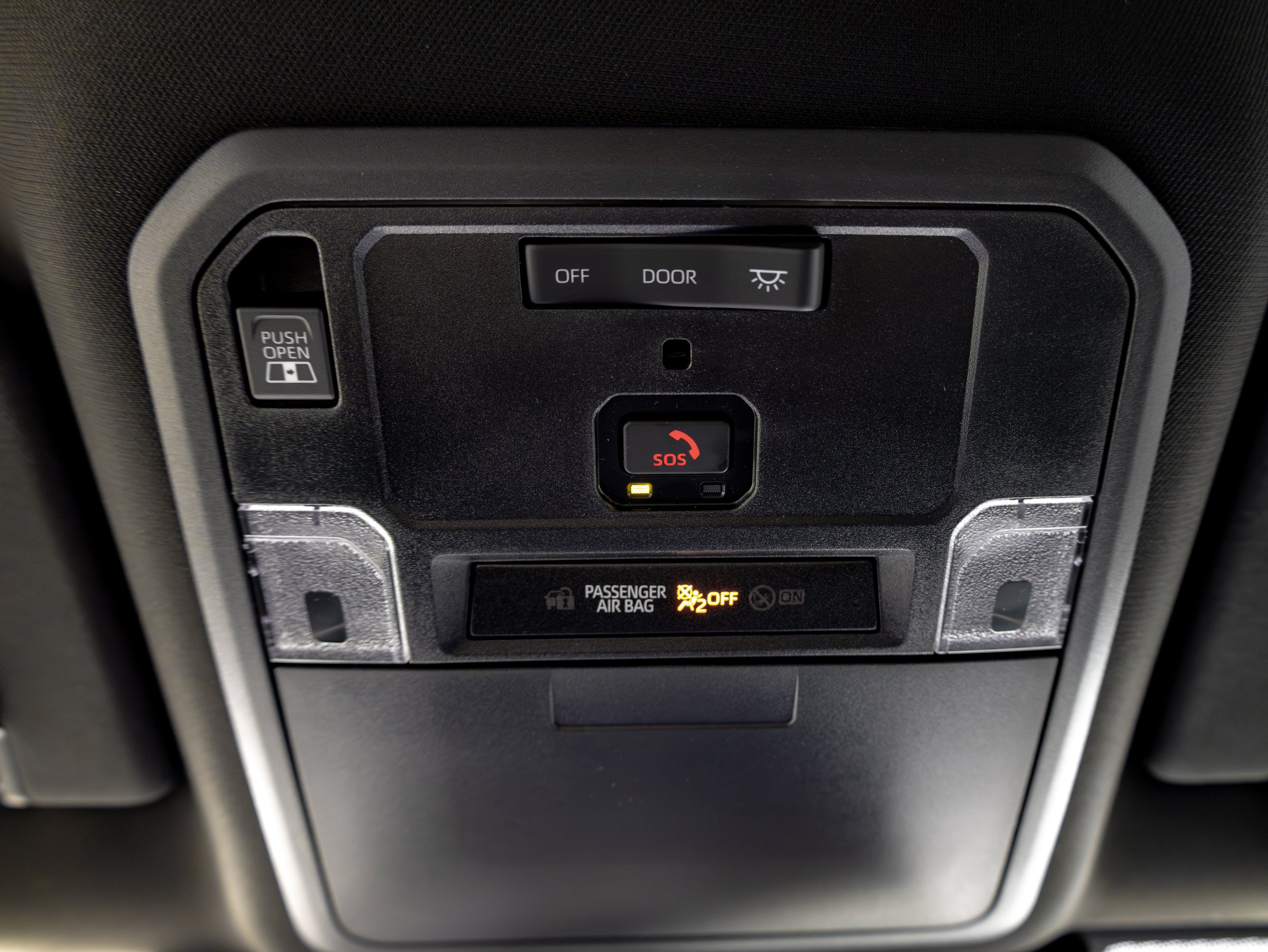 2026 Toyota Tacoma i-FORCE MAX Tacoma Trailhunter