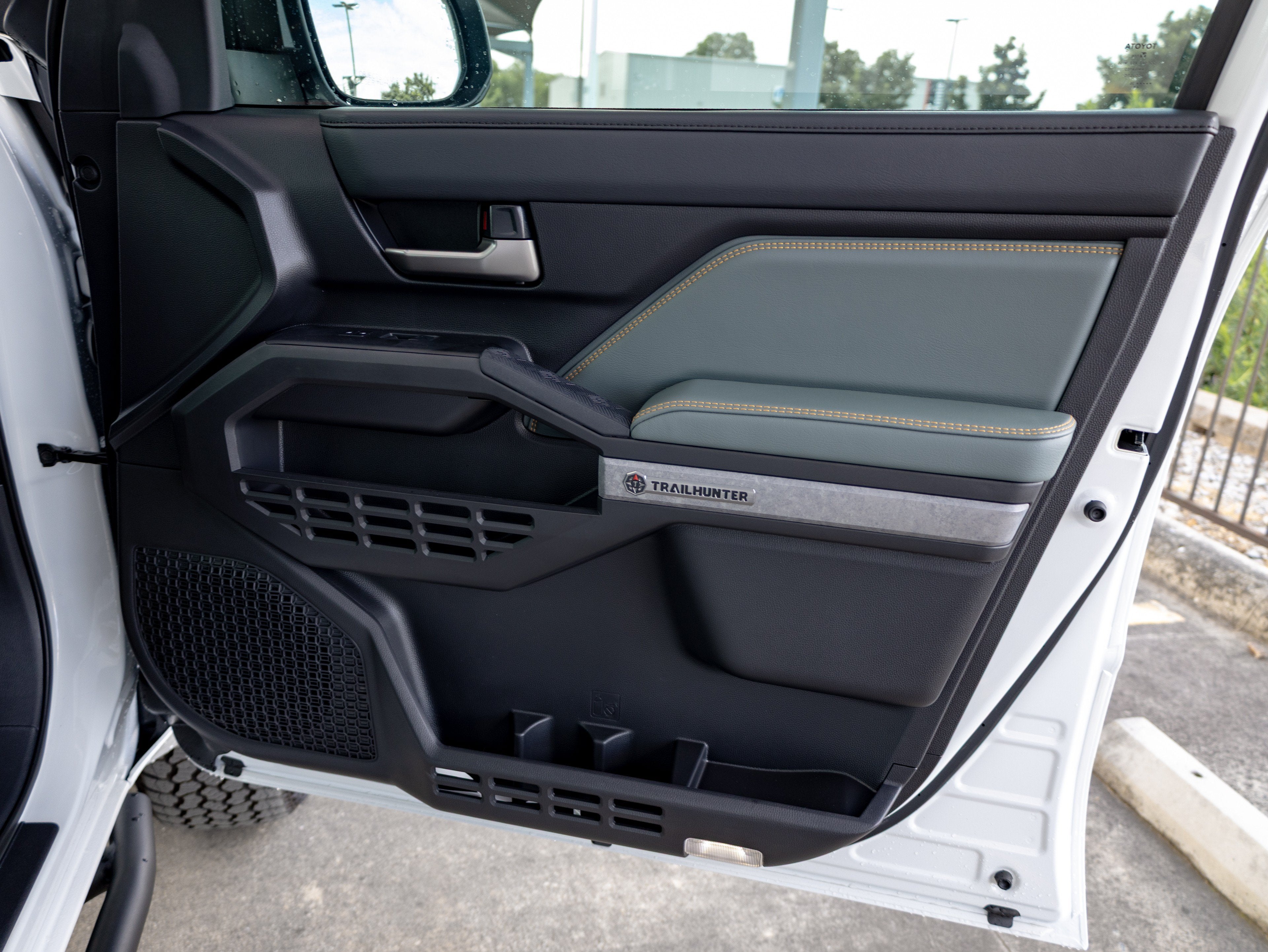 2026 Toyota Tacoma i-FORCE MAX Tacoma Trailhunter