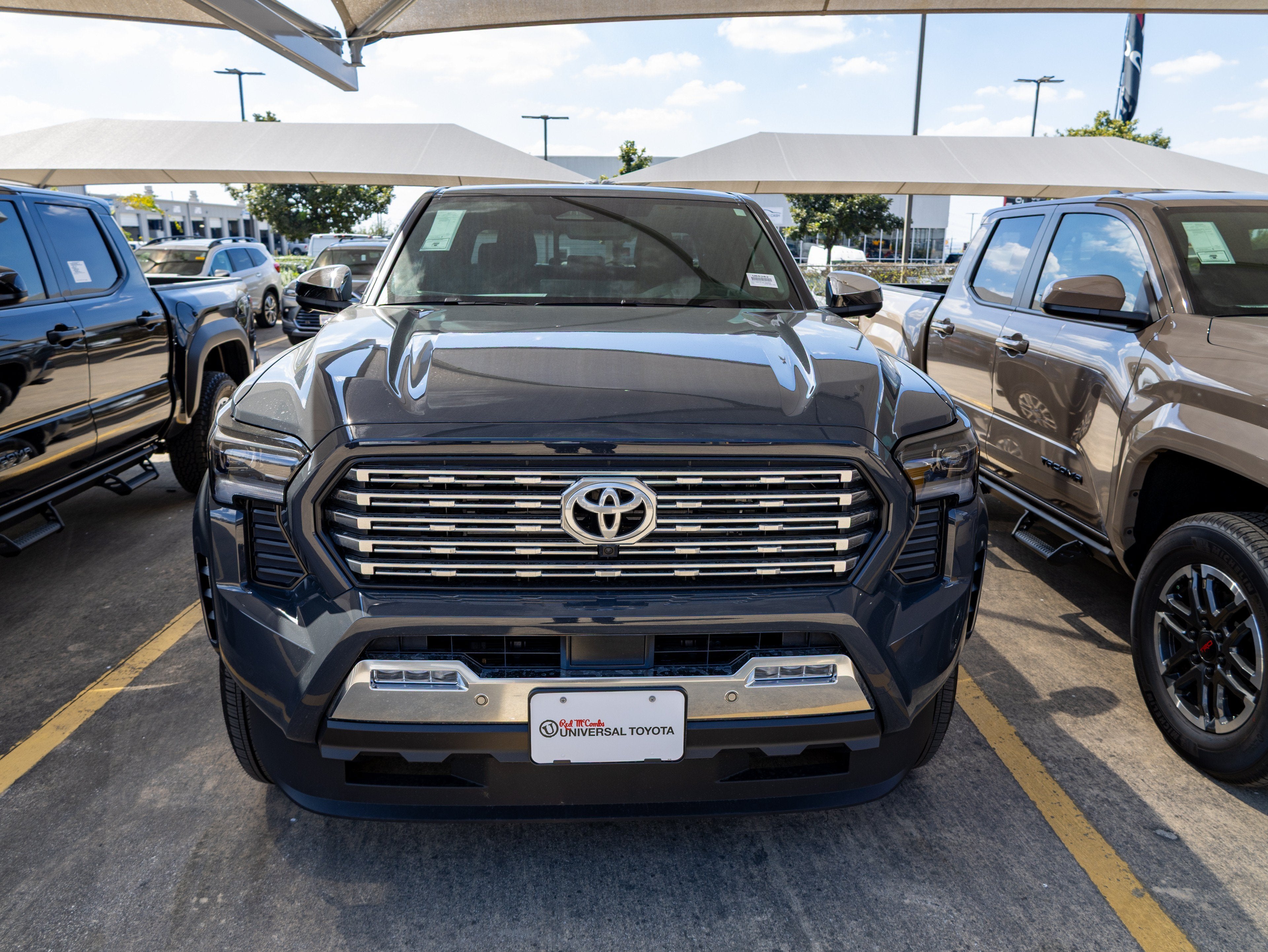 2026 Toyota Tacoma i-FORCE MAX Tacoma Limited