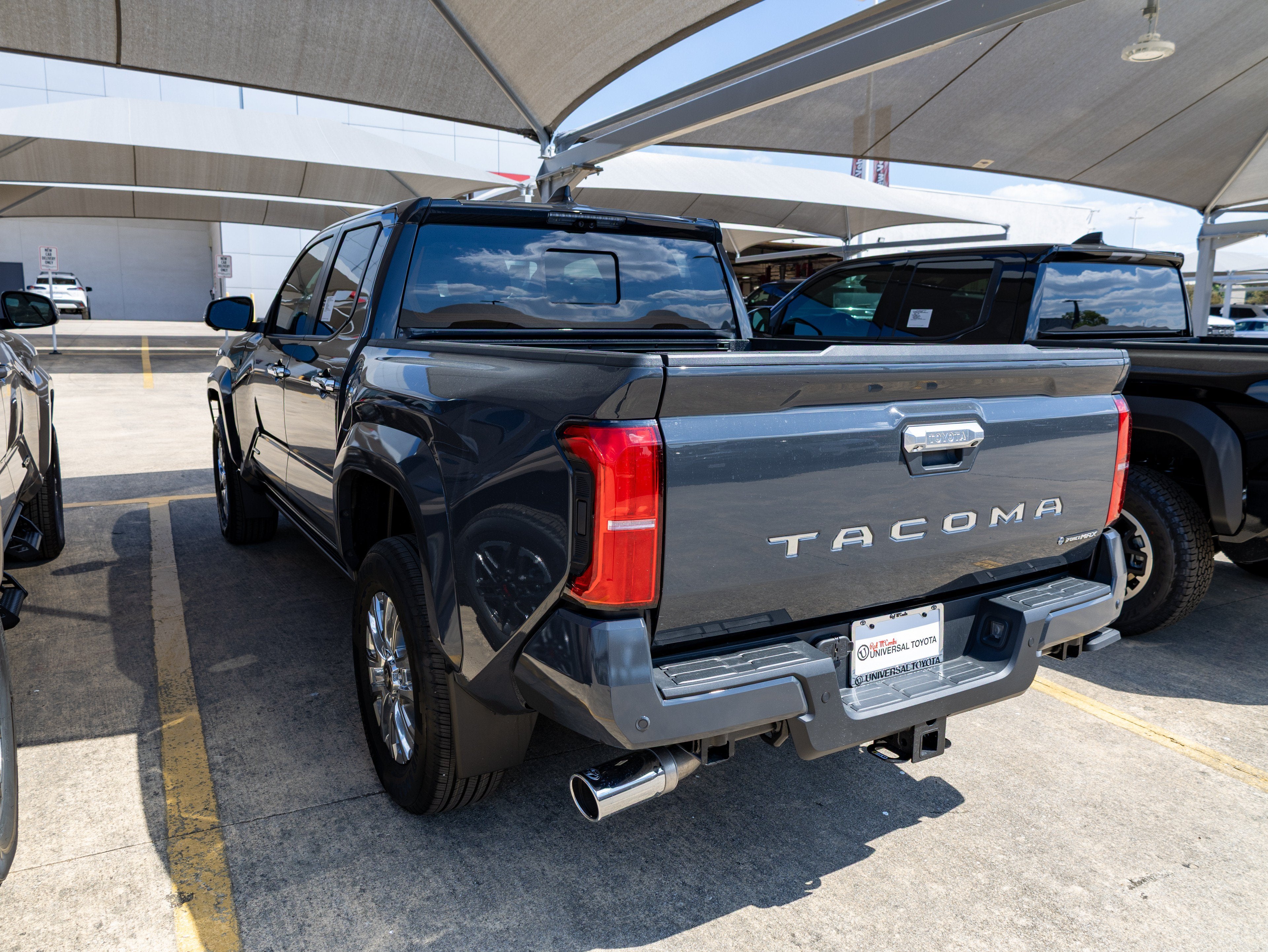 2026 Toyota Tacoma i-FORCE MAX Tacoma Limited
