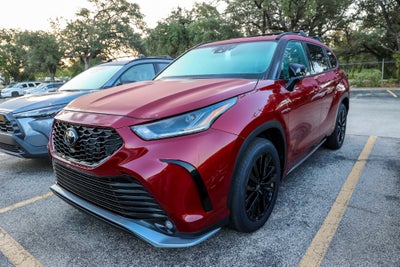 2026 Toyota Highlander XSE