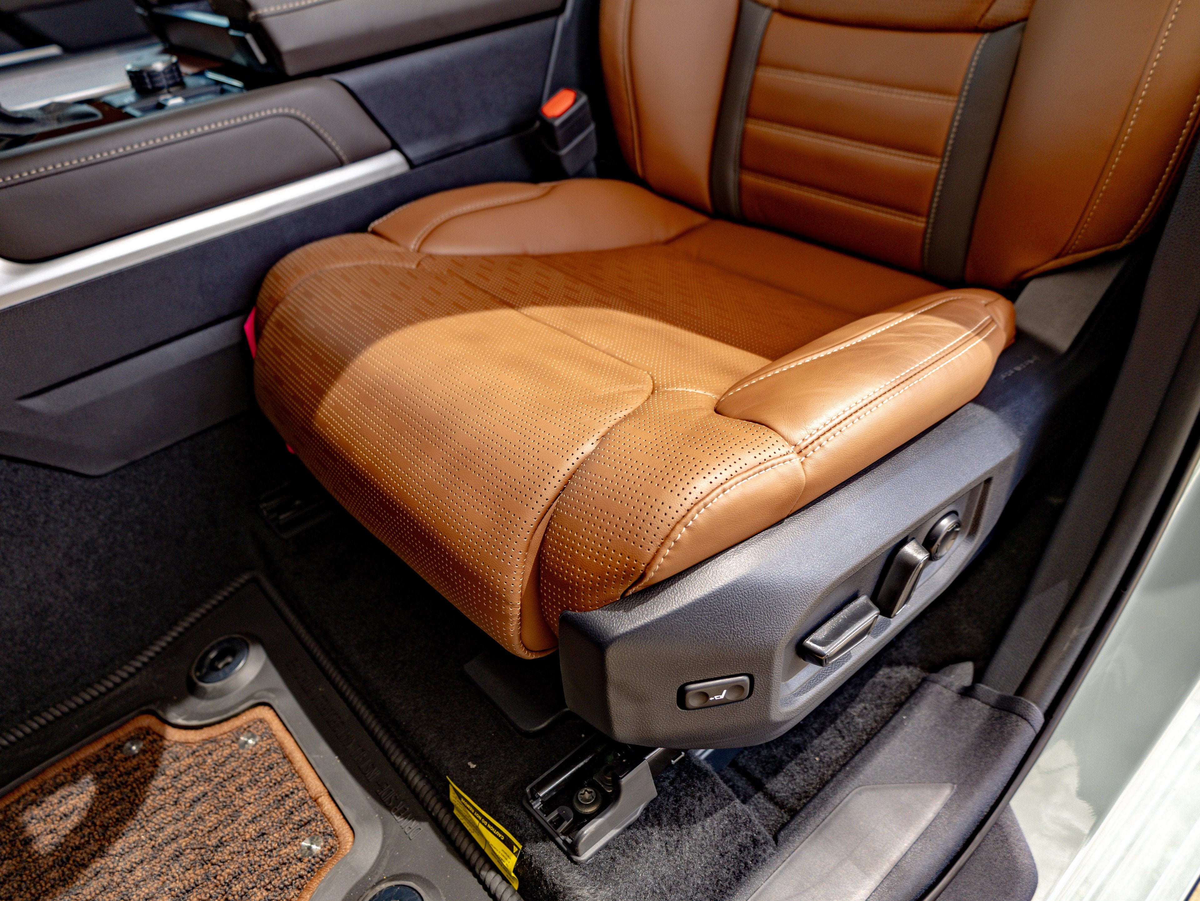 2026 Toyota Tundra 1794 Edition - Photo 23