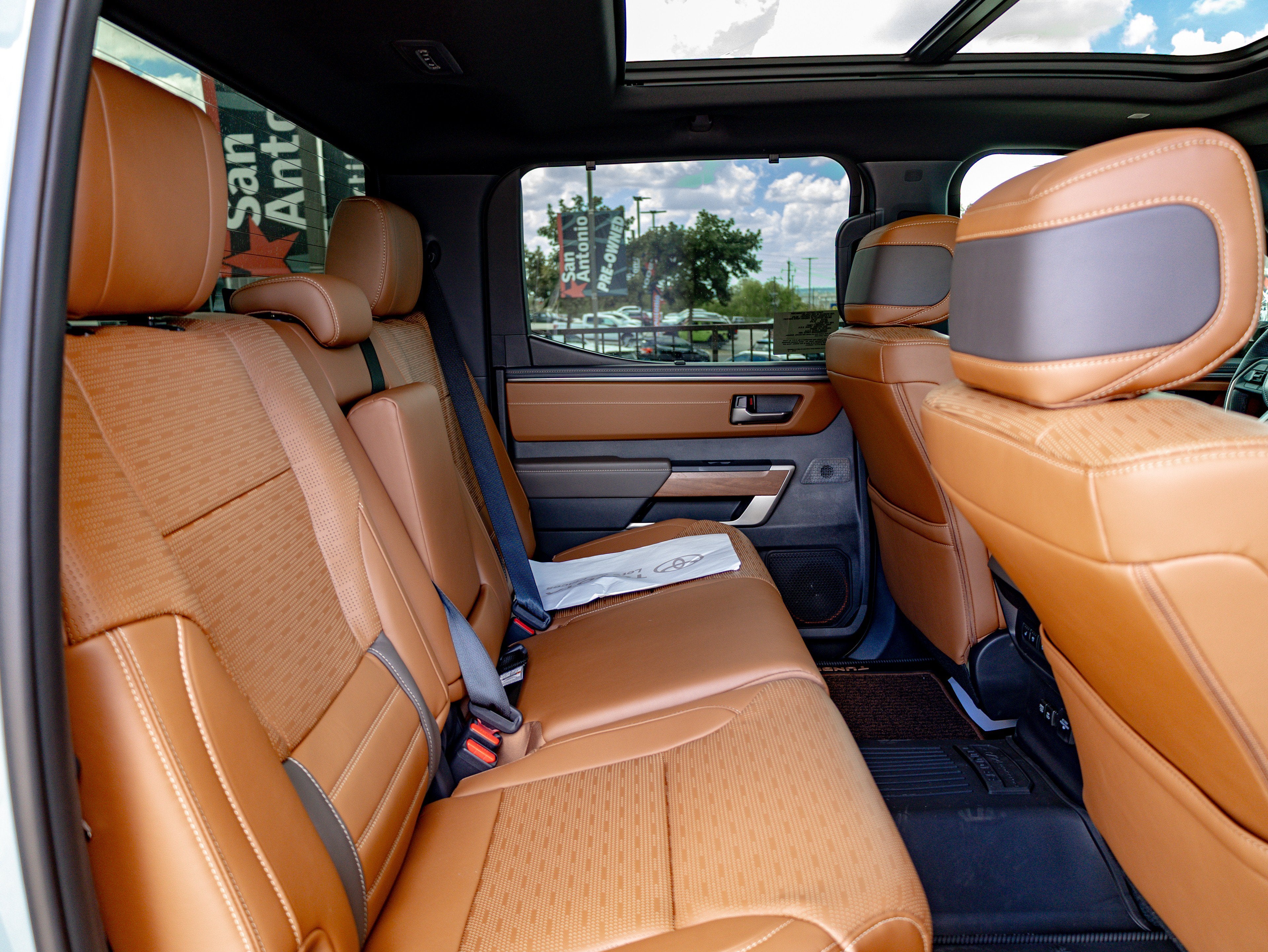 2026 Toyota Tundra 1794 Edition - Photo 34