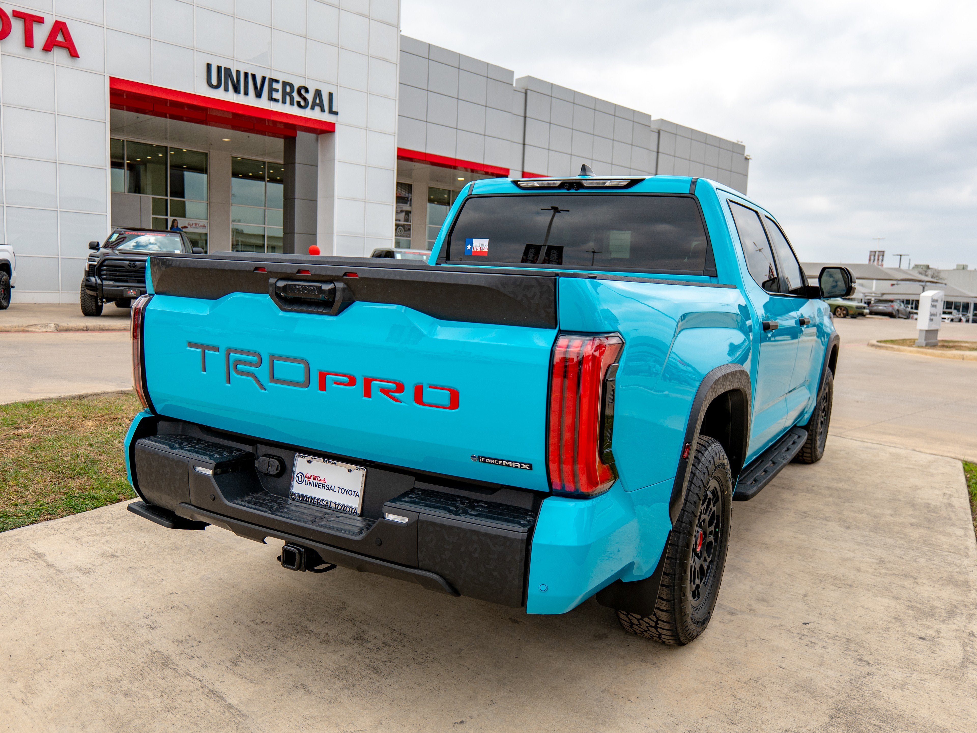 2026 Toyota Tundra i-FORCE MAX Tundra TRD Pro