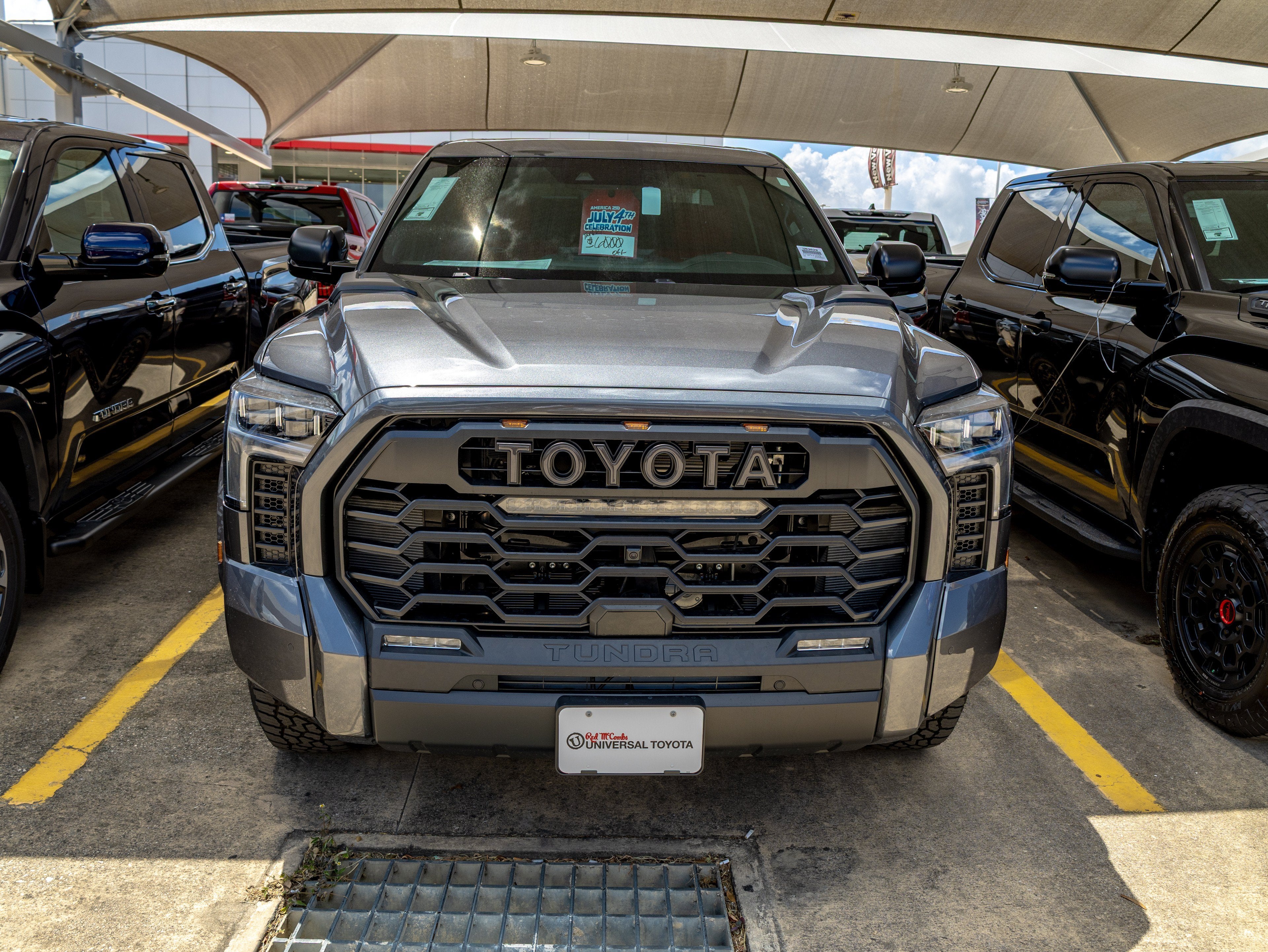 2026 Toyota Tundra i-FORCE MAX Tundra TRD Pro