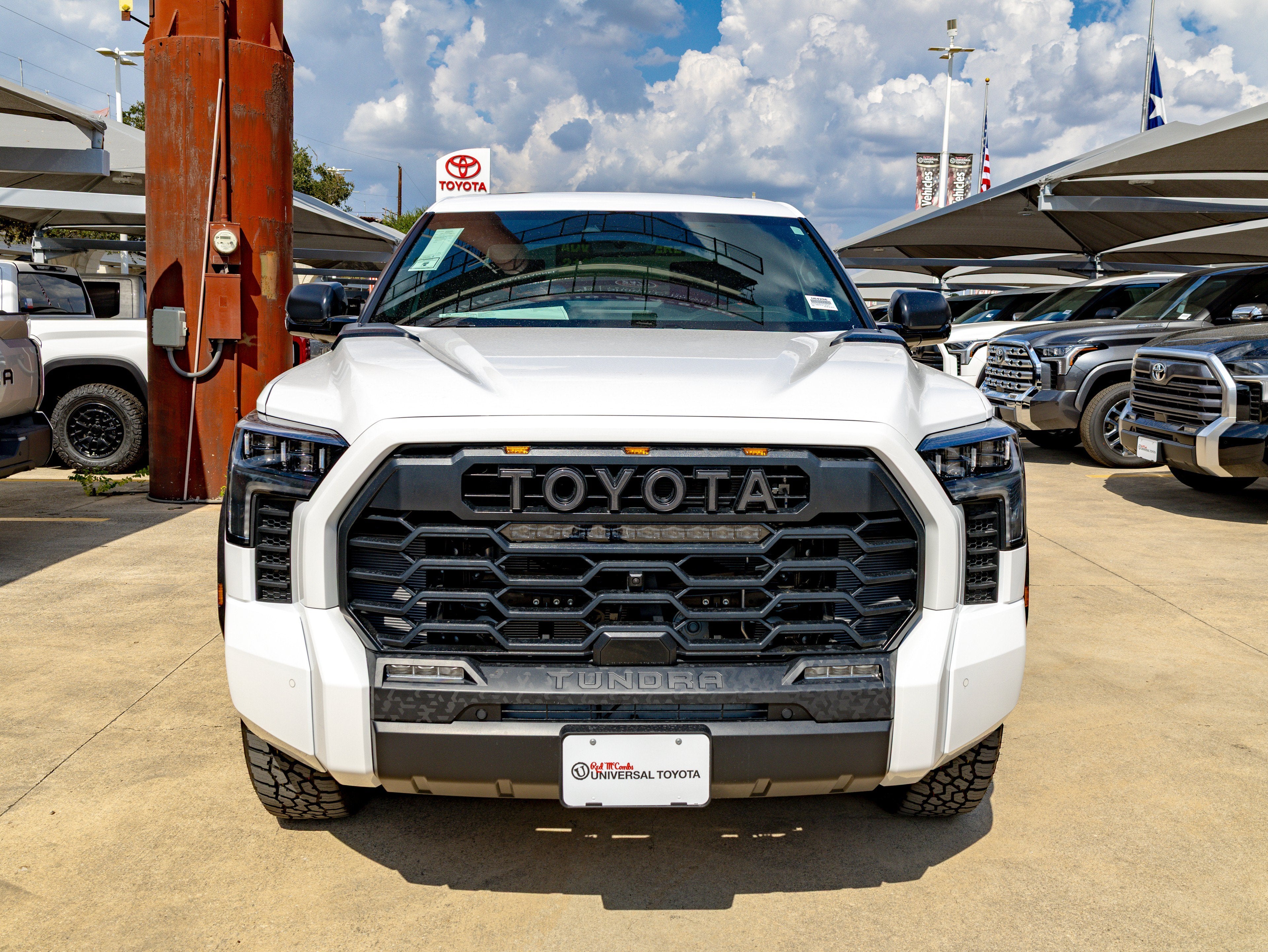 2026 Toyota Tundra i-FORCE MAX Tundra TRD Pro