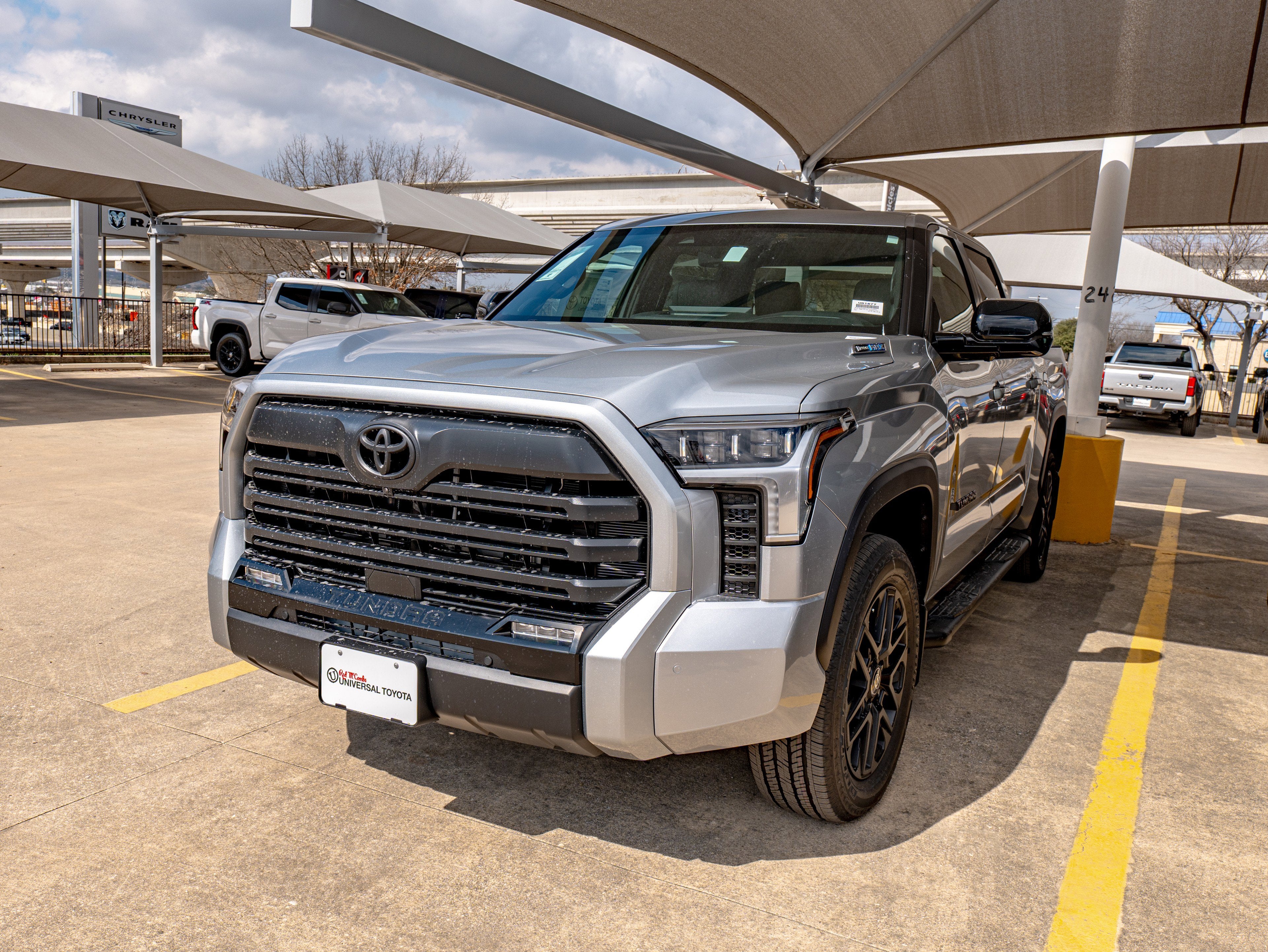 2026 Toyota Tundra i-FORCE MAX Tundra Limited
