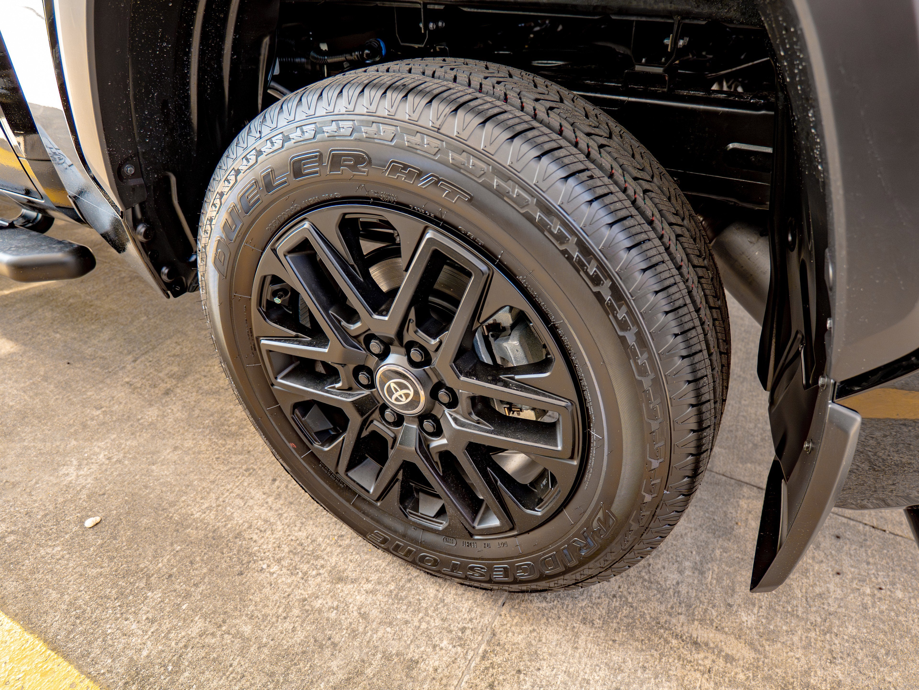 2026 Toyota Tundra i-FORCE MAX Tundra Limited