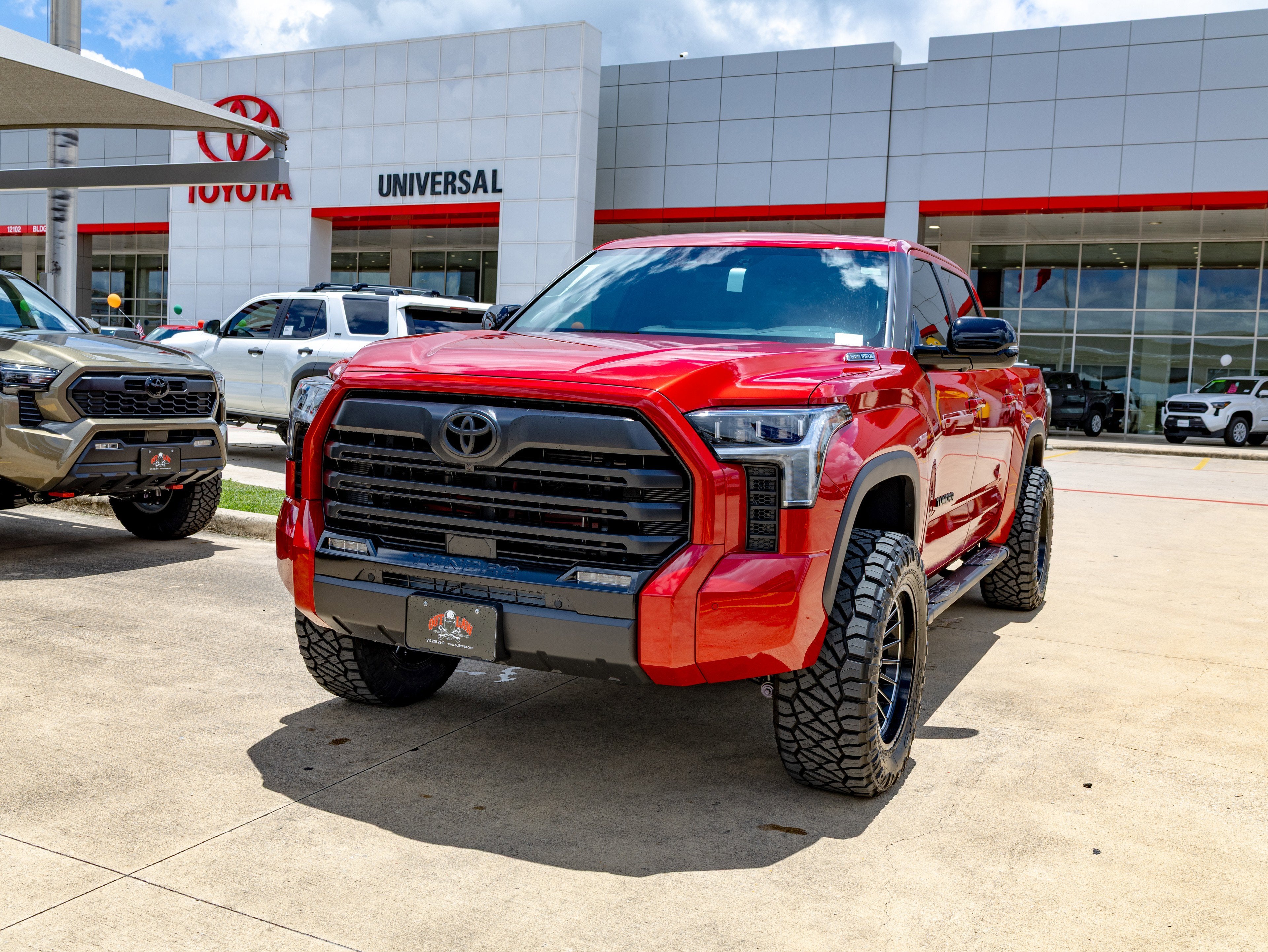 2026 Toyota Tundra i-FORCE MAX Tundra Limited