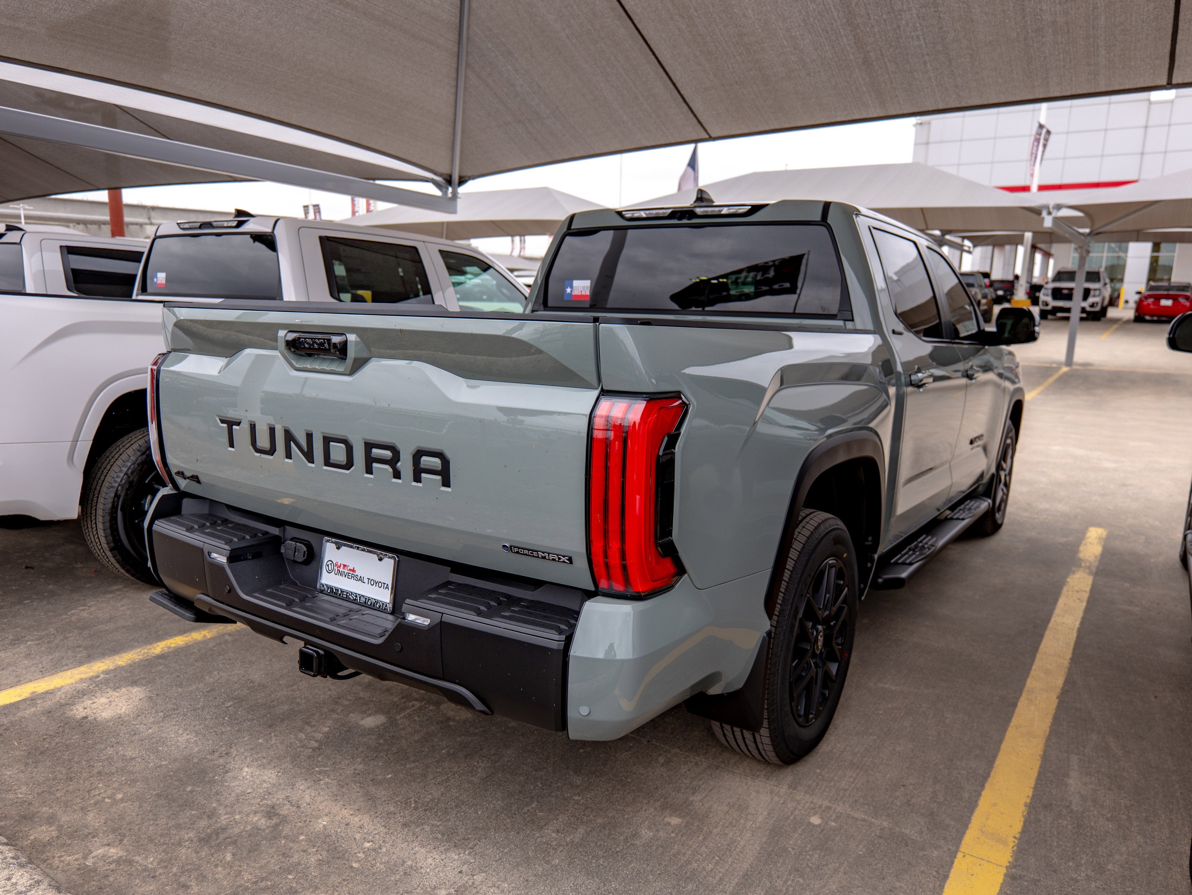 2026 Toyota Tundra i-FORCE MAX Tundra Limited