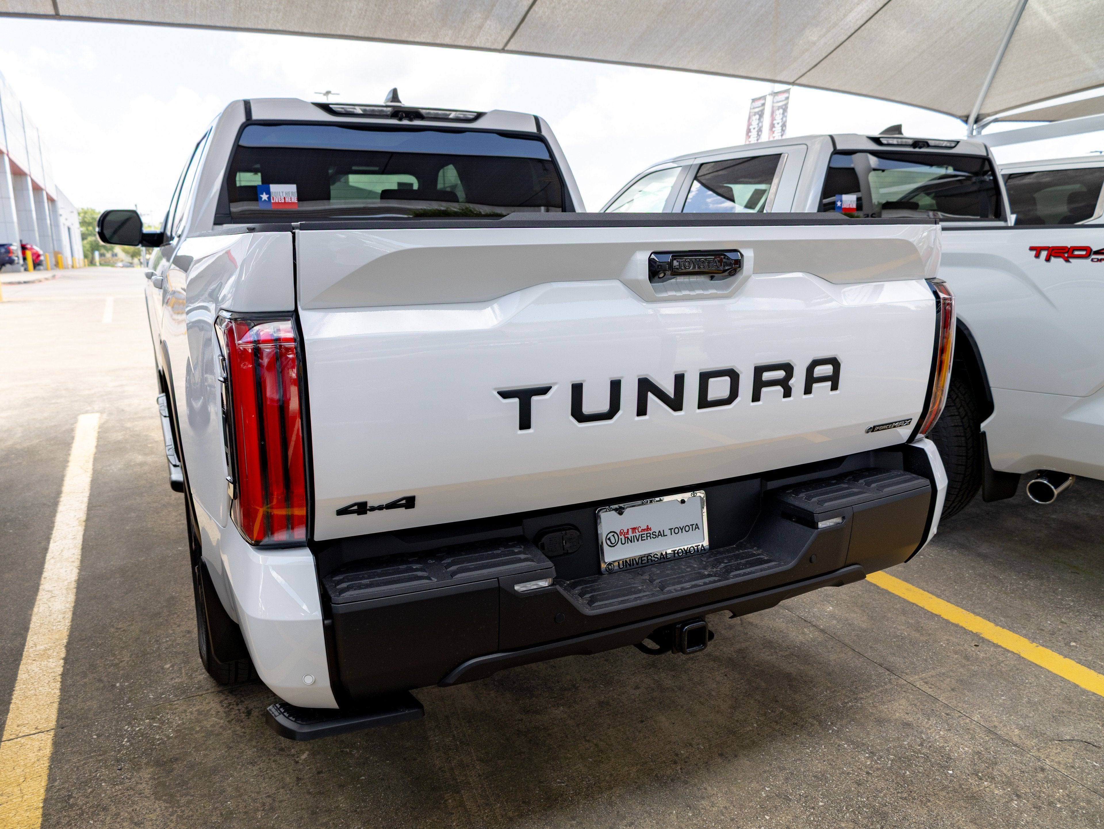 2026 Toyota Tundra i-FORCE MAX Tundra Limited