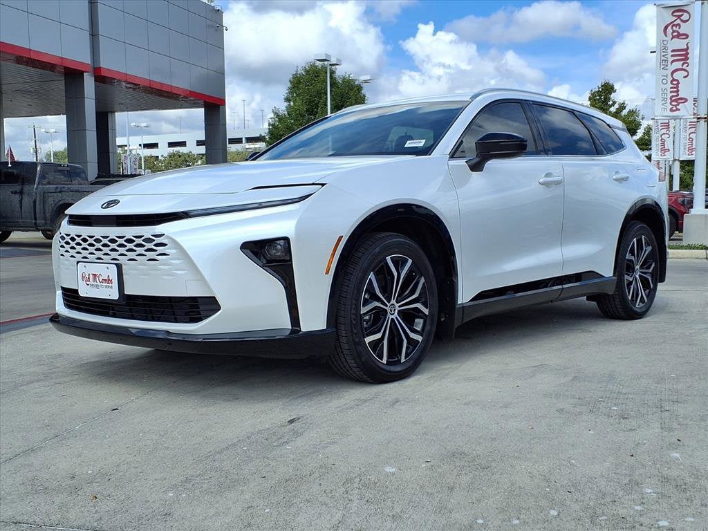 2025 Toyota Toyota Crown Signia XLE