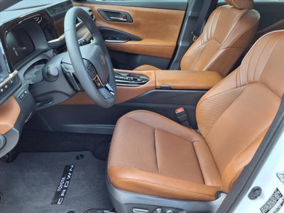 2025 Toyota Toyota Crown Signia XLE