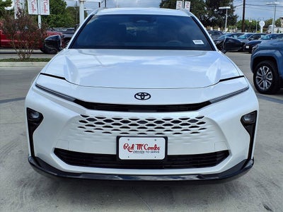 2025 Toyota Toyota Crown Signia XLE