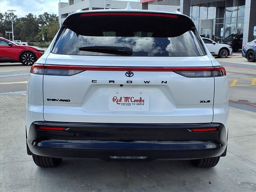 2025 Toyota Toyota Crown Signia XLE