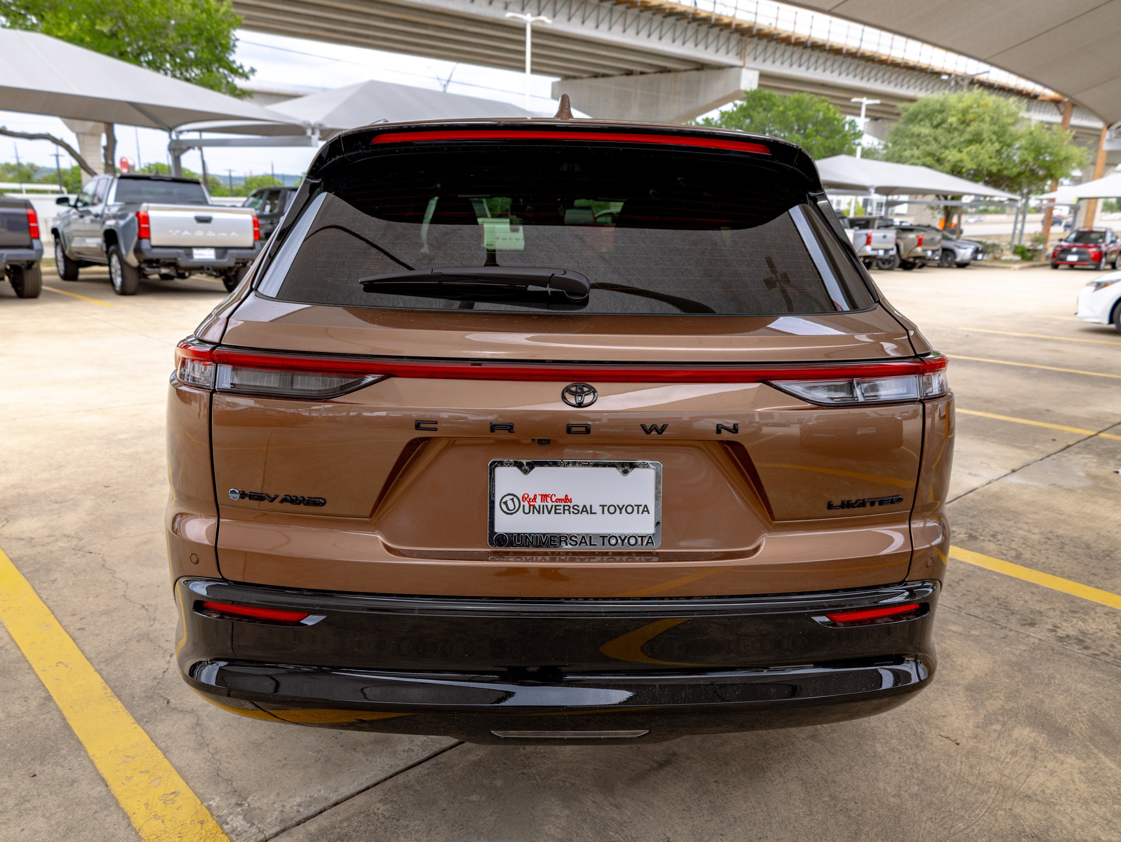 2026 Toyota Toyota Crown Signia Limited