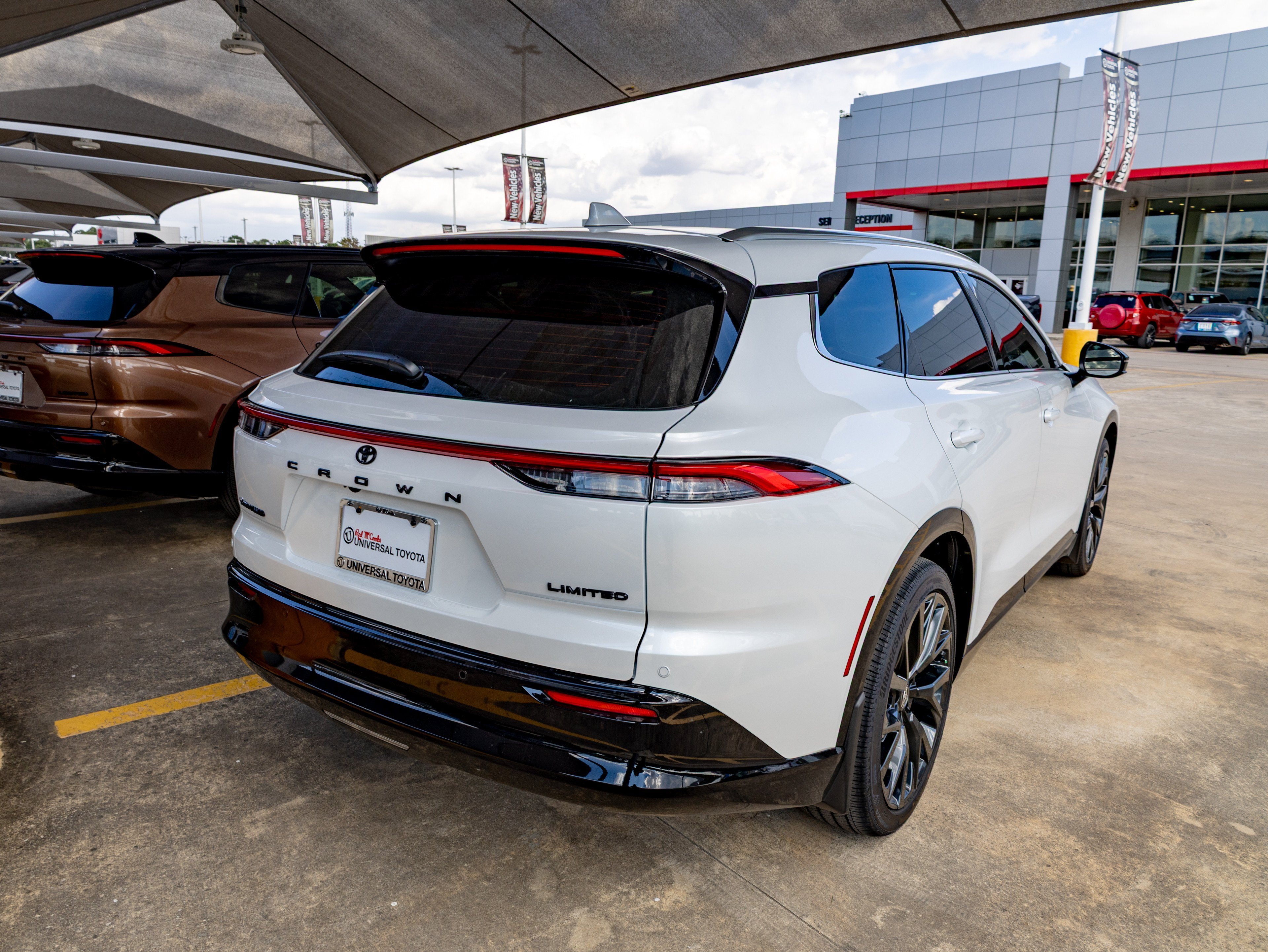 2026 Toyota Toyota Crown Signia Limited