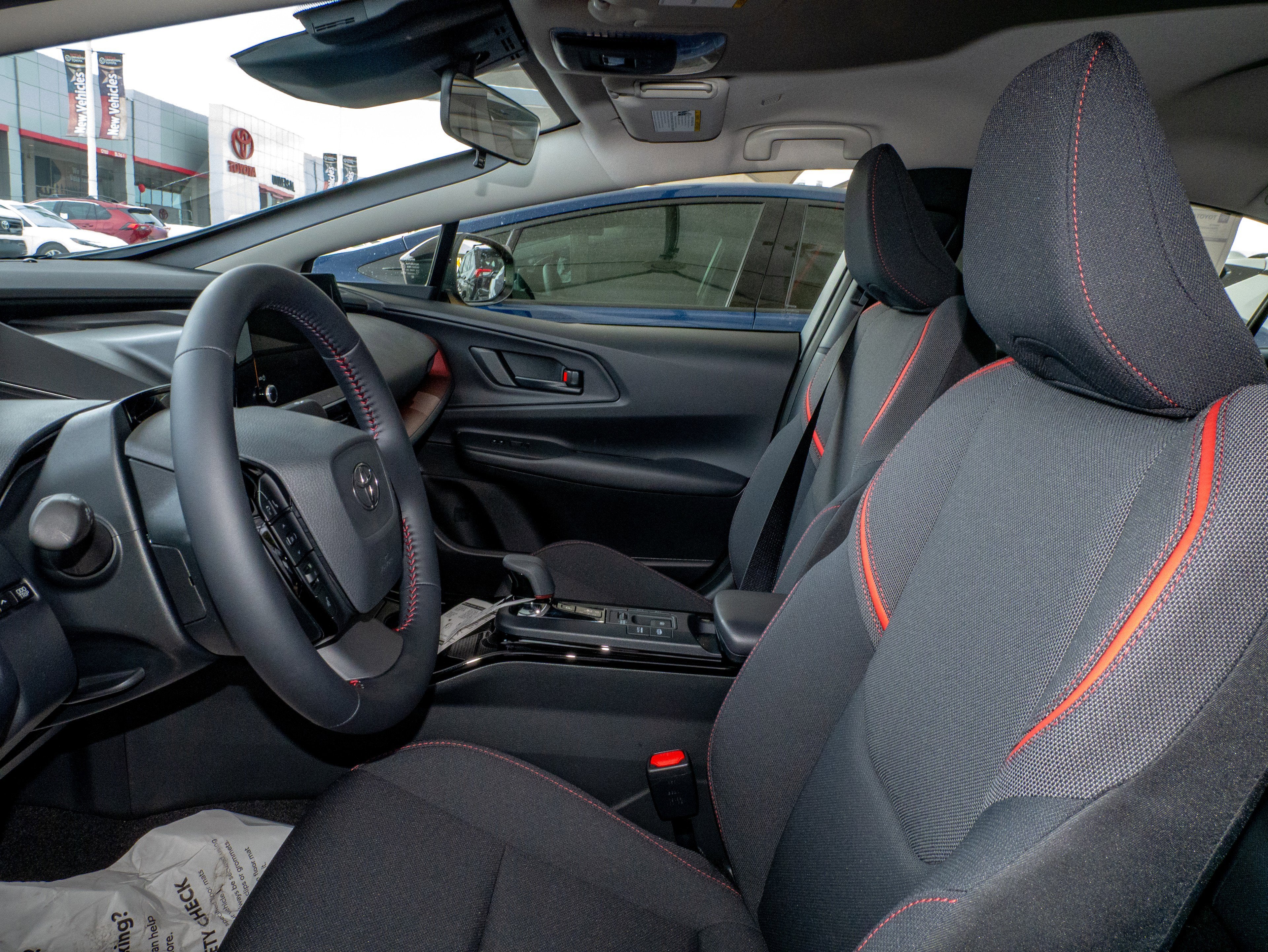 2026 Toyota Prius Plug-in Hybrid SE