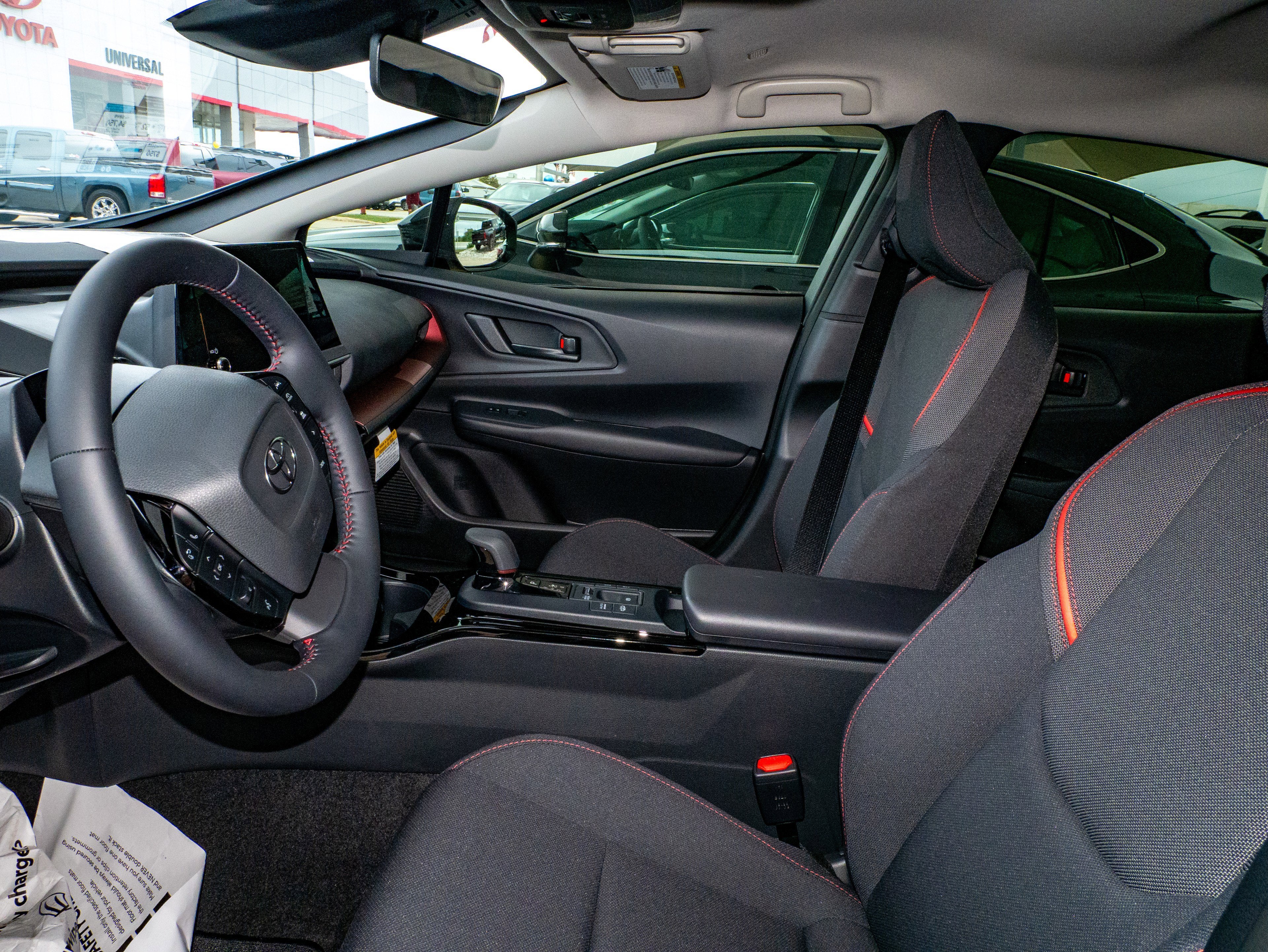 2026 Toyota Prius Plug-in Hybrid SE