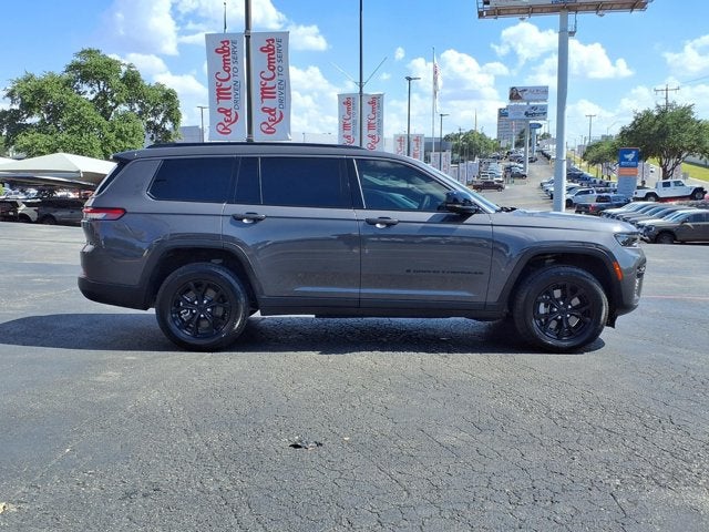 2026 Jeep Grand Cherokee L Laredo Altitude