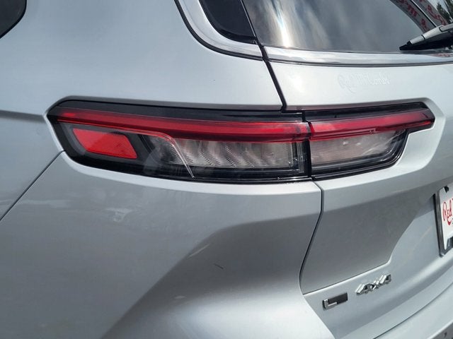 2022 Jeep Grand Cherokee L Laredo