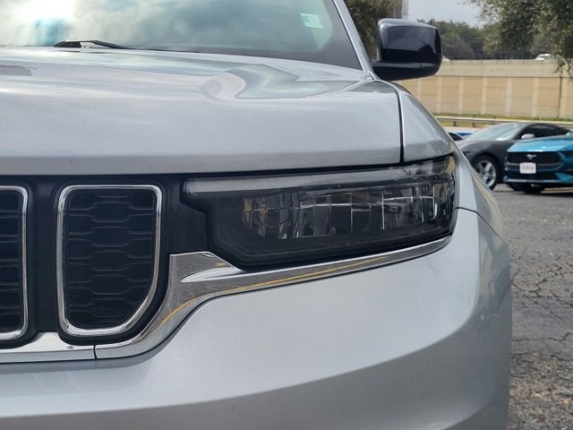 2022 Jeep Grand Cherokee L Laredo