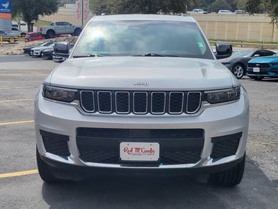 2022 Jeep Grand Cherokee L Laredo
