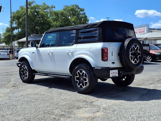2022 Ford Bronco Base