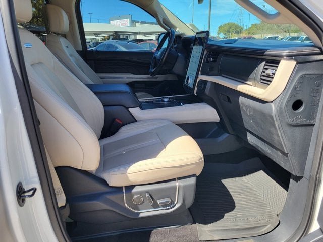 2023 Ford Expedition Platinum