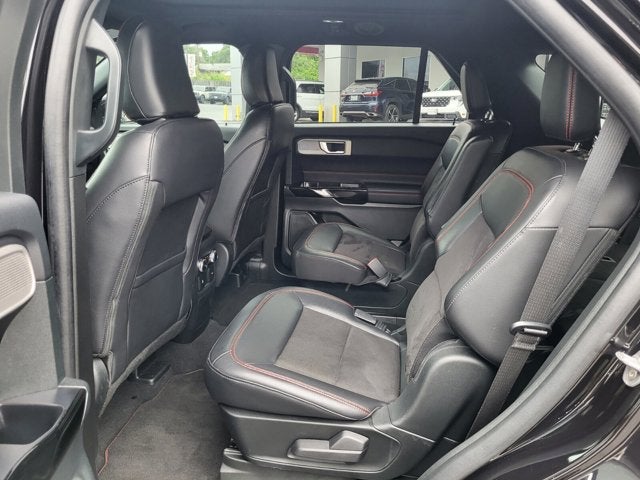2024 Ford Explorer ST-Line