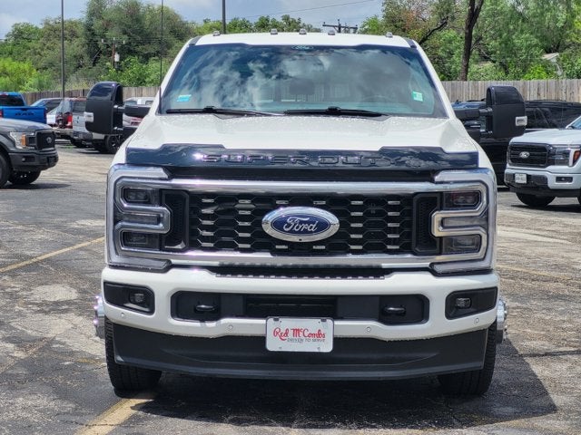 2025 Ford Super Duty F-350 DRW Platinum