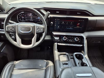 2025 GMC Sierra 2500HD Denali